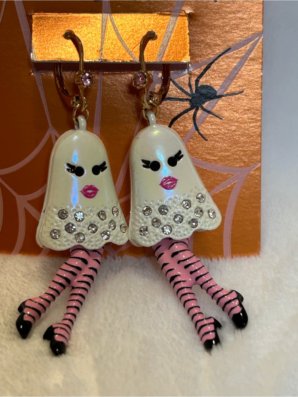 Betsey Johnson Ghost Earrings NWT - Picture 2 of 6